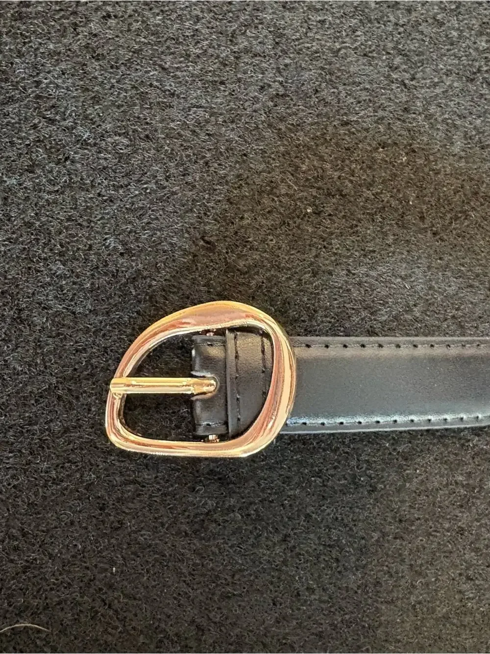 NWOT Black 1” Belt Gold D-Shaped Buckle Size Medium/Large